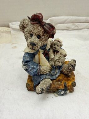 Boyd’s Bears Teddy Bear Figurine Holding Sailboat on suitcase